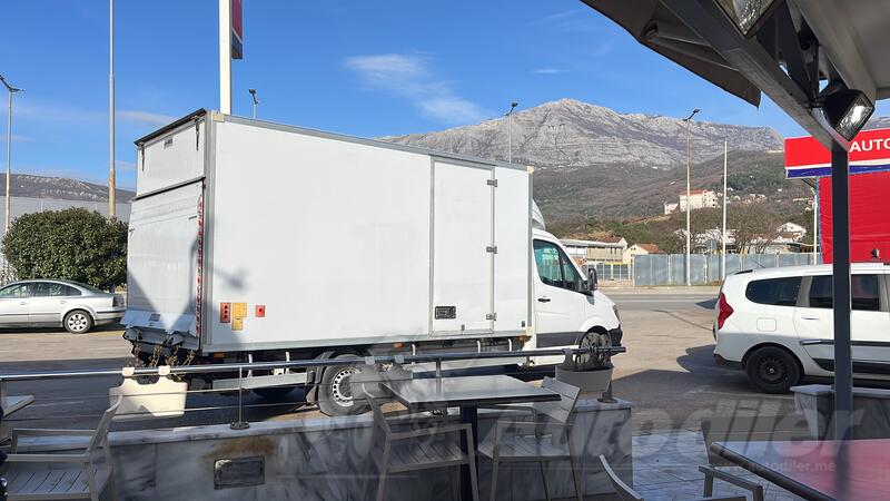 Mercedes Benz - Sprinter