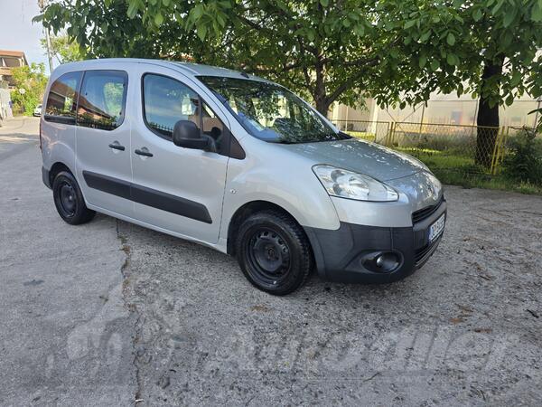 Peugeot - Partner - 1560