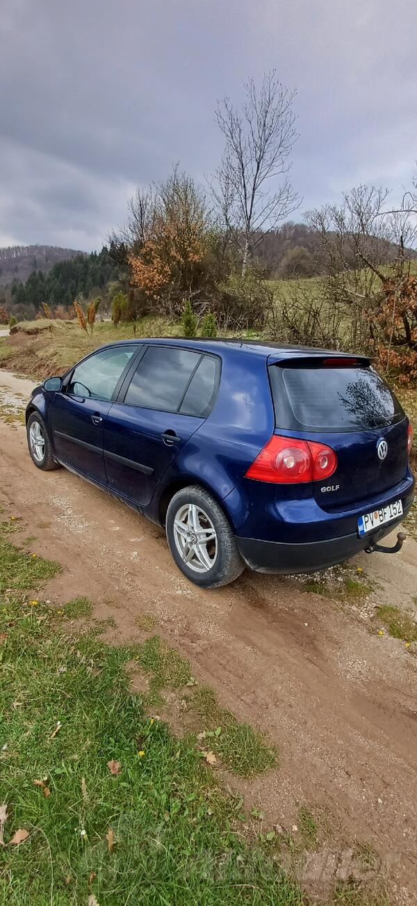 Volkswagen - Golf 5 - 1.9 TDI