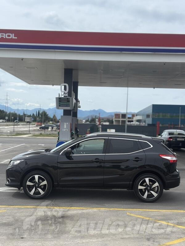 Nissan - Qashqai - 1.5 DCI