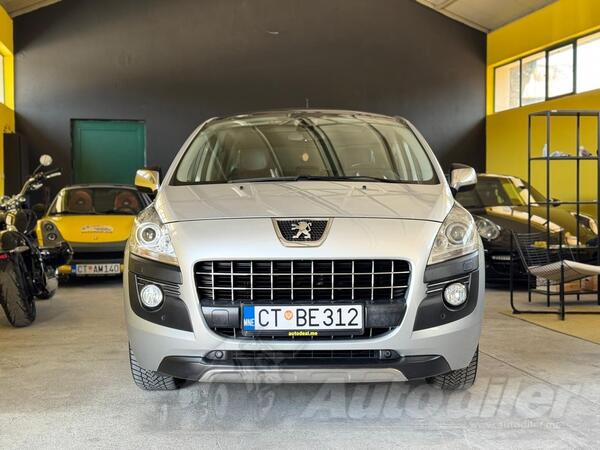 Peugeot - 3008 - 1.6HDI FELINE