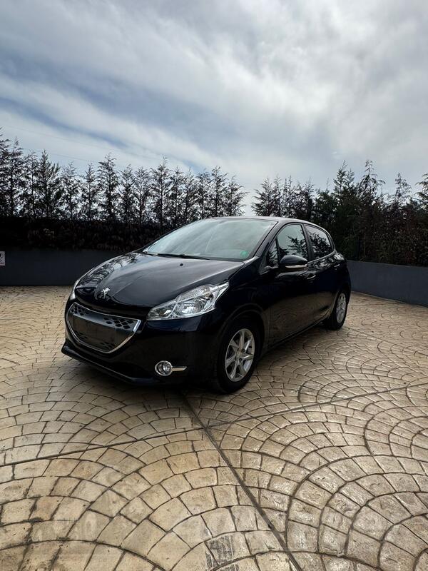 Peugeot - 208 - 1.4