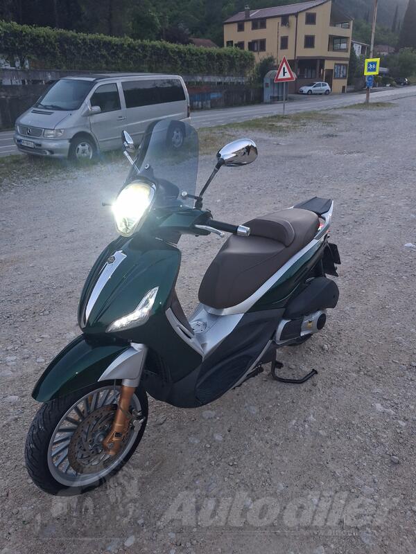 Piaggio - beverly