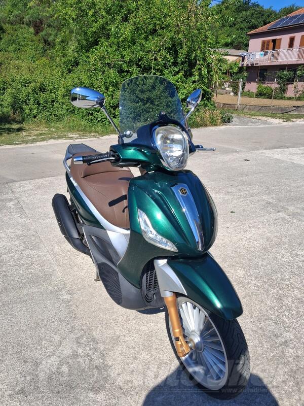 Piaggio - beverly