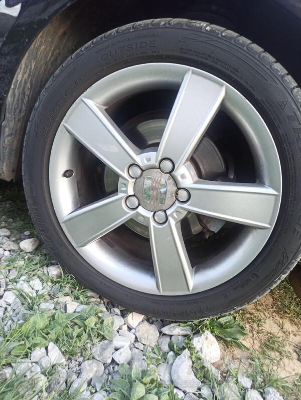 AEZ felne i Pirelj gume