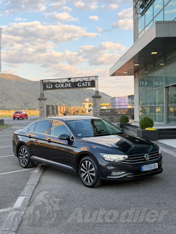 Volkswagen - Passat - PASSSAT. 8.5