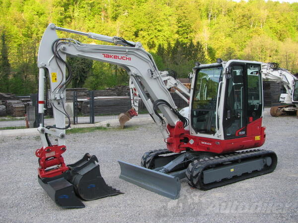 Takeuchi - Mini bager Takeuchi TB260 Powertillt NOVE kašike NOVI lanci