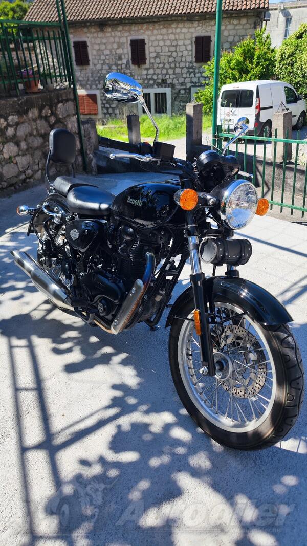 Benelli - Imperiale 400