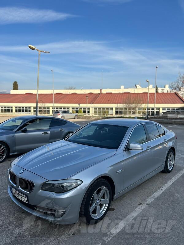 BMW - 520 - 520