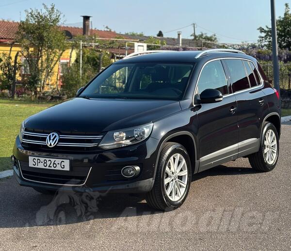 Volkswagen - Tiguan - 2.0 tdi