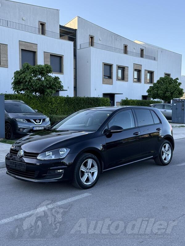 Volkswagen - Golf 7 - 1.6 tdi LOUNGE
