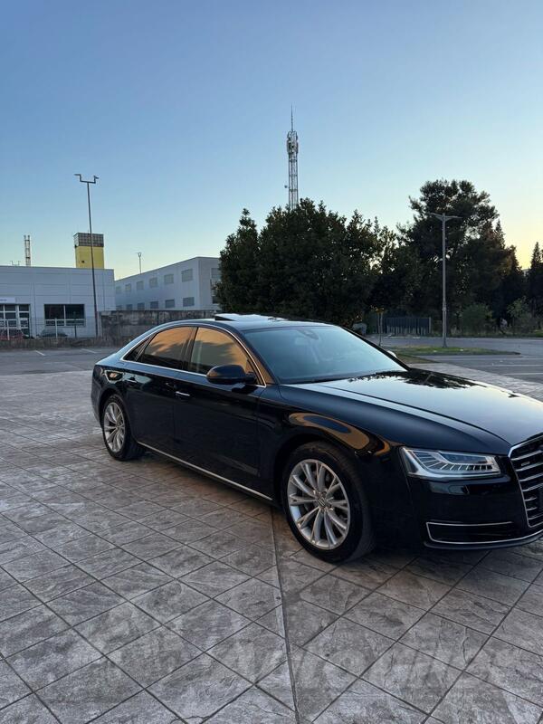 Audi - A8 - 3.0