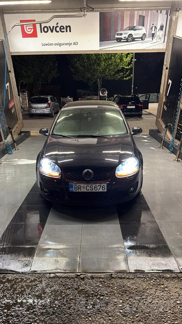 Volkswagen - Golf 5 - 1.9 TDI