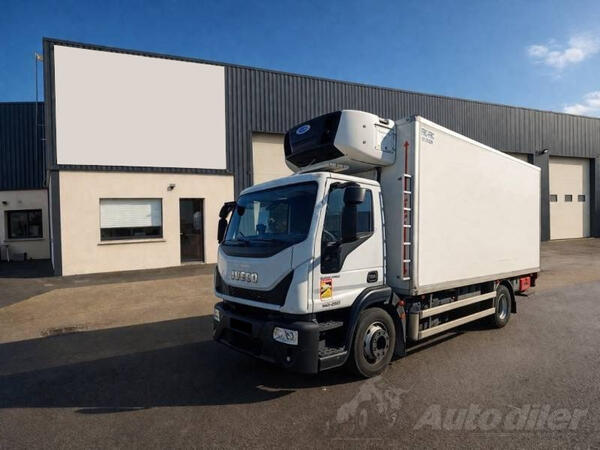 Iveco -  Eurocargo 140 E25 P Tector / rampa / Carrier kamion hladnjača / LA2594