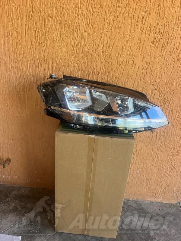 Правый фар za Volkswagen - Golf 7.5    - 2017-2020