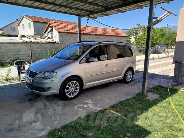 Volkswagen - Touran - 2.0 tdi