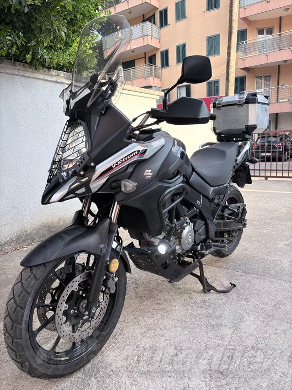 Suzuki - V-Strom 650