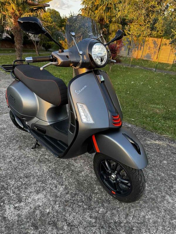 Vespa - Gts 300 Super Sport