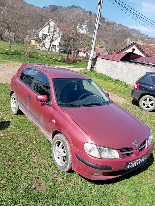 Nissan - Almera - 2.2