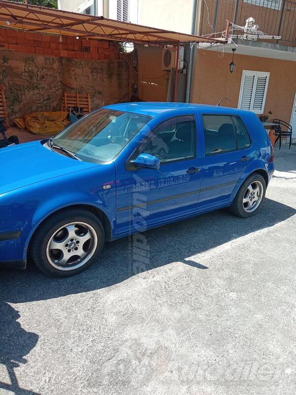 Volkswagen - Golf 4 - 1.9