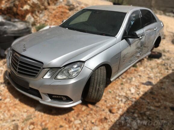Mercedes Benz - E 250 W212 AMG 2011 250CDI  in parts