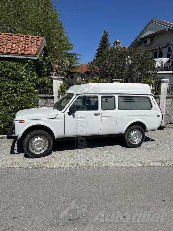 Lada - Niva - 1.7