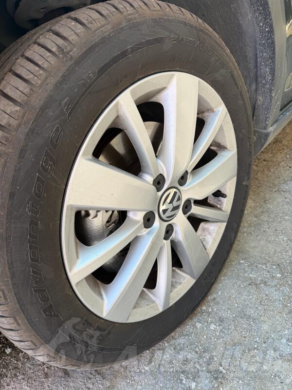 Fabričke felne i Goodrich gume