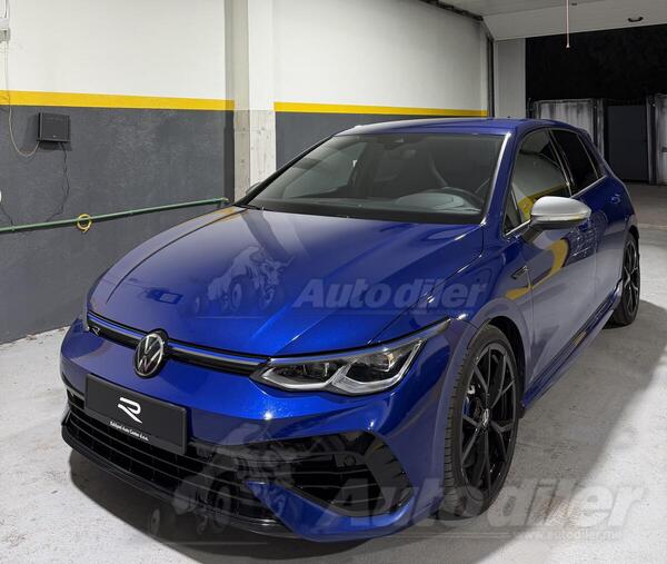 Volkswagen - Golf 8 - R