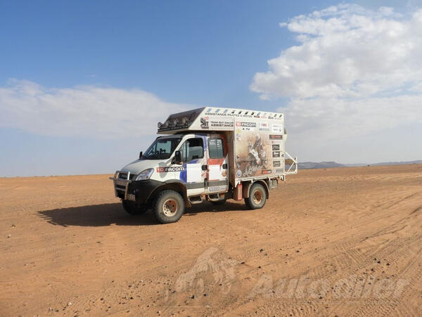 Iveco - Daily 4X4 / doka / kamion radionica / LC617