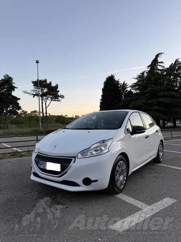 Peugeot - 208 - 1.4