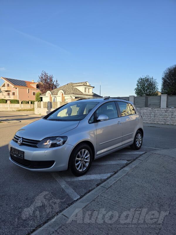 Volkswagen - Golf 6 - 1.6 77kw