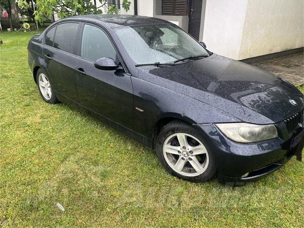 BMW - 320 - 2.0