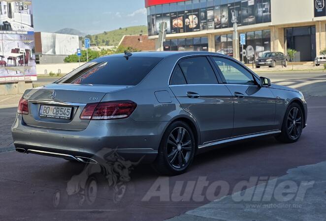 Mercedes Benz - E 220 - 2.2 AUTOMATIK