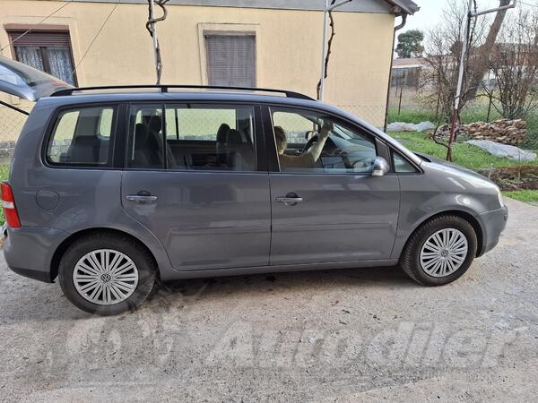 Volkswagen - Touran - 1.9 TDI