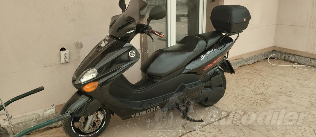 Yamaha - Skyliner 125