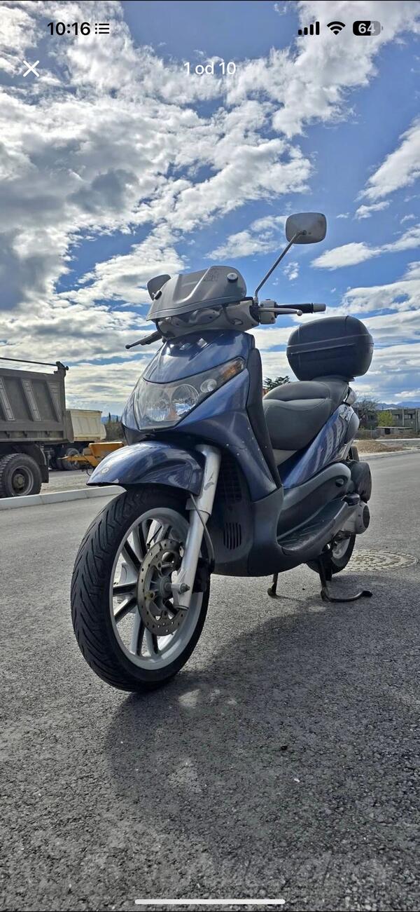Piaggio - Beverly