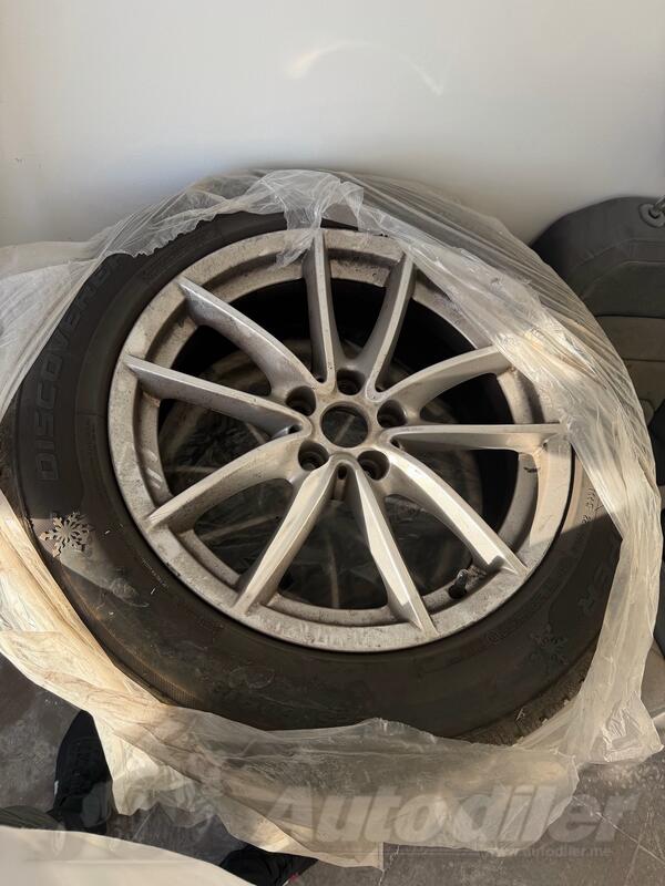 Fabričke felne i proper gume