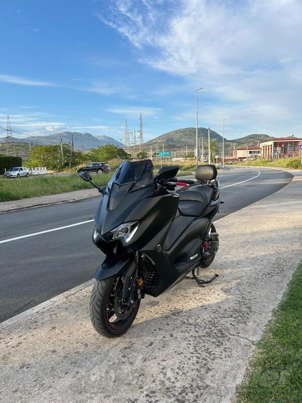 Yamaha - T-MAX
