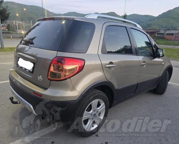 Fiat - Sedici - FIAT 4X4 SEDICI 1.9 JTDM