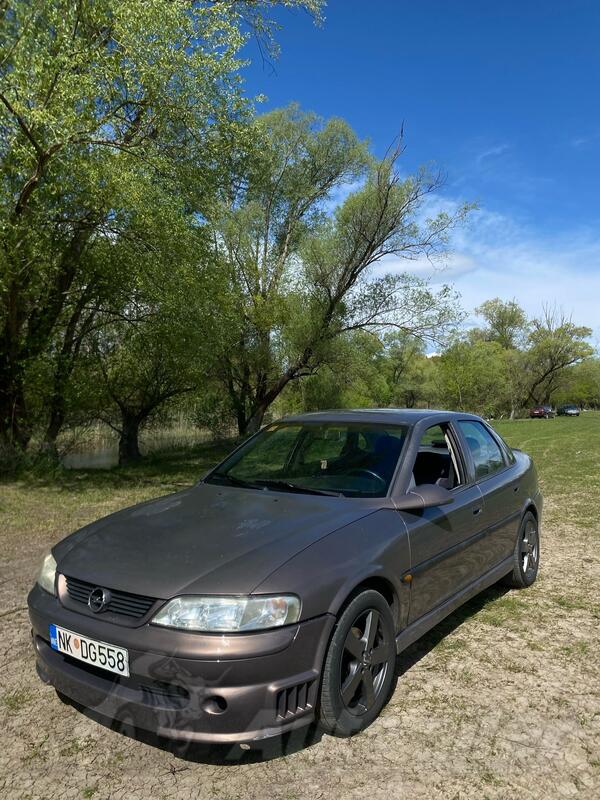 Opel - Vectra - 1.8