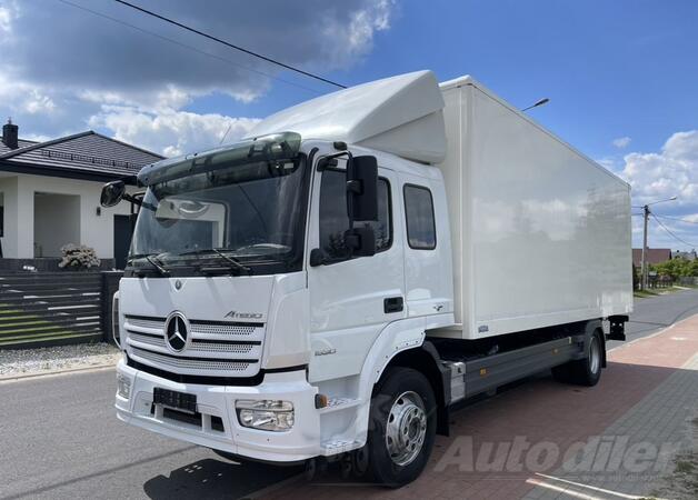 Mercedes Benz - Atego 1630 kamion furgon + rampa / LTK482