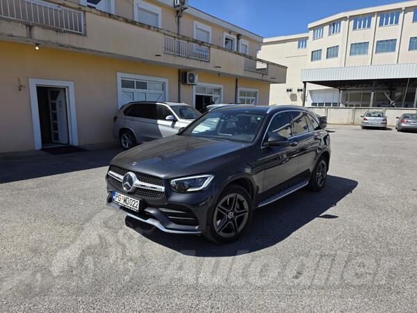 Mercedes Benz - GLC 200 - AMG