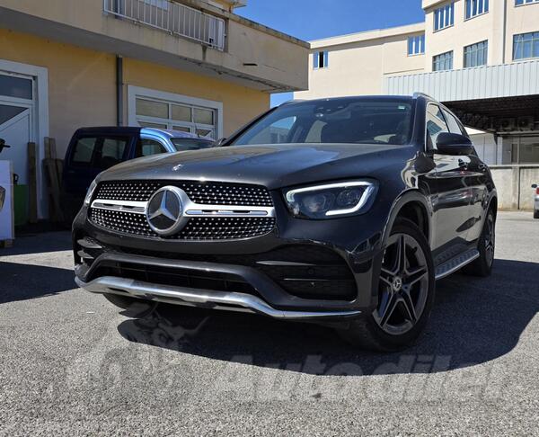 Mercedes Benz - GLC 200 - AMG