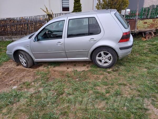 Volkswagen - Golf 4 - 1.9