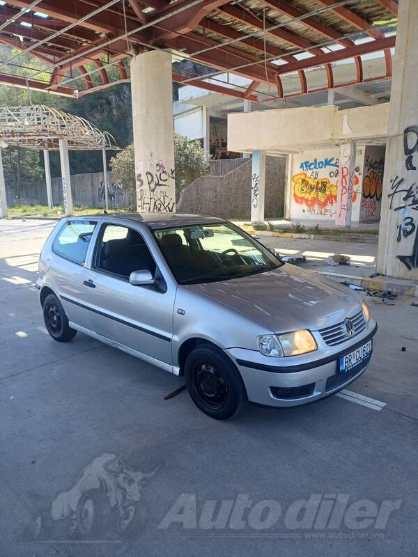 Volkswagen - Polo - 1.0 BENZIN