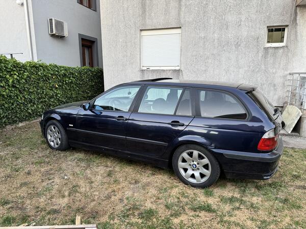 BMW - 320 - 320D