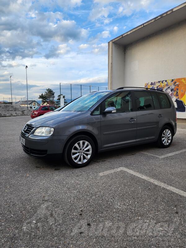 Volkswagen - Touran - 1.9
