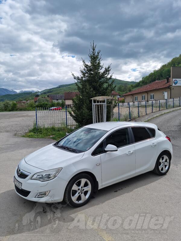 Opel - Astra - 1.7 CDTI