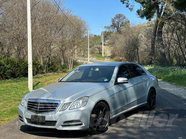Mercedes Benz - E 250