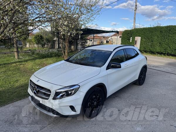 Mercedes Benz - GLA 200 - GLA 200 CDI